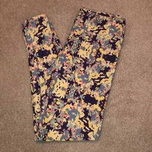 LuLaRoe tall and curvy floral leggings